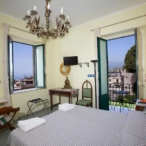 Gasthuis Gaia, Taormina